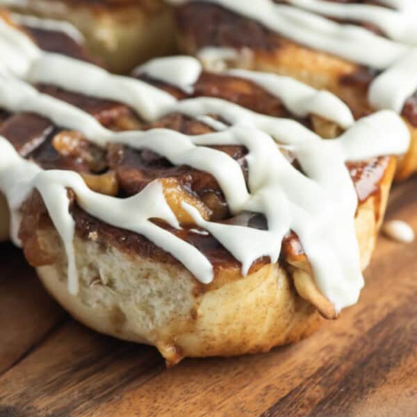 Apple Cinnamon Buns