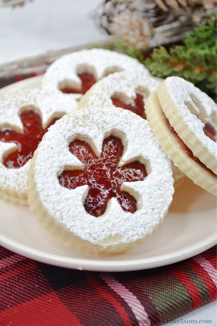 The Jammy Dodger Cookies on a serving plate.