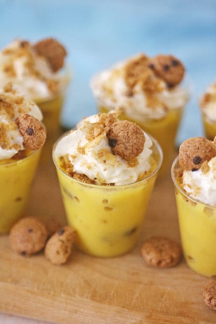 The Chocolate Chip Cookie Pudding Shot with cookies in them.