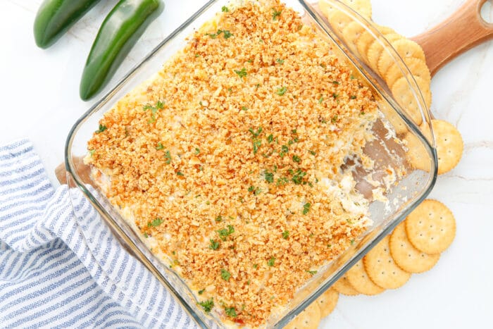 The Jalapeno Popper Dip with crackers on the side.