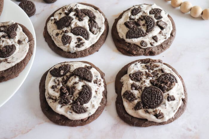 A close up of the Oreo Chocolate Chip Cookies.