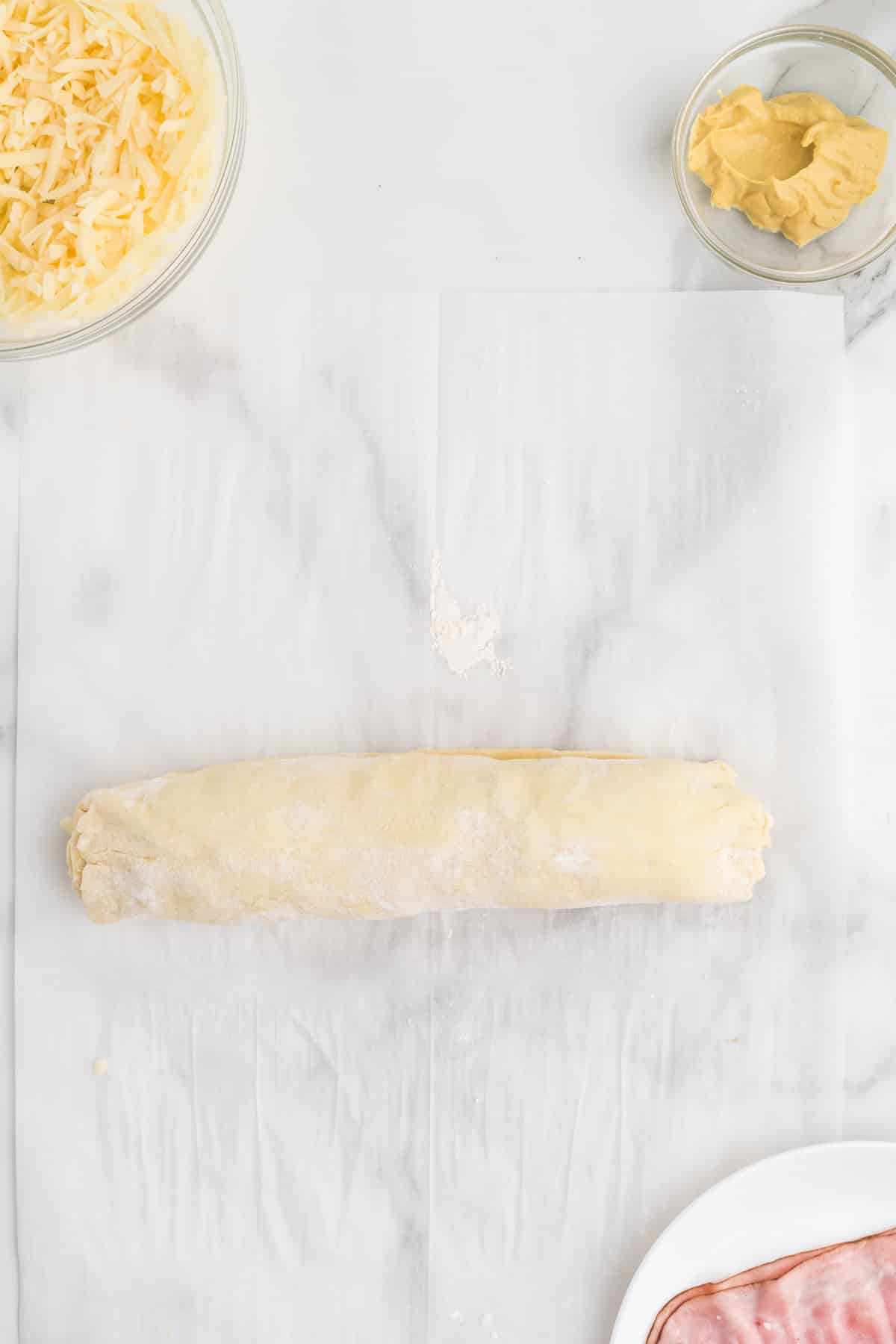A puff pastry log