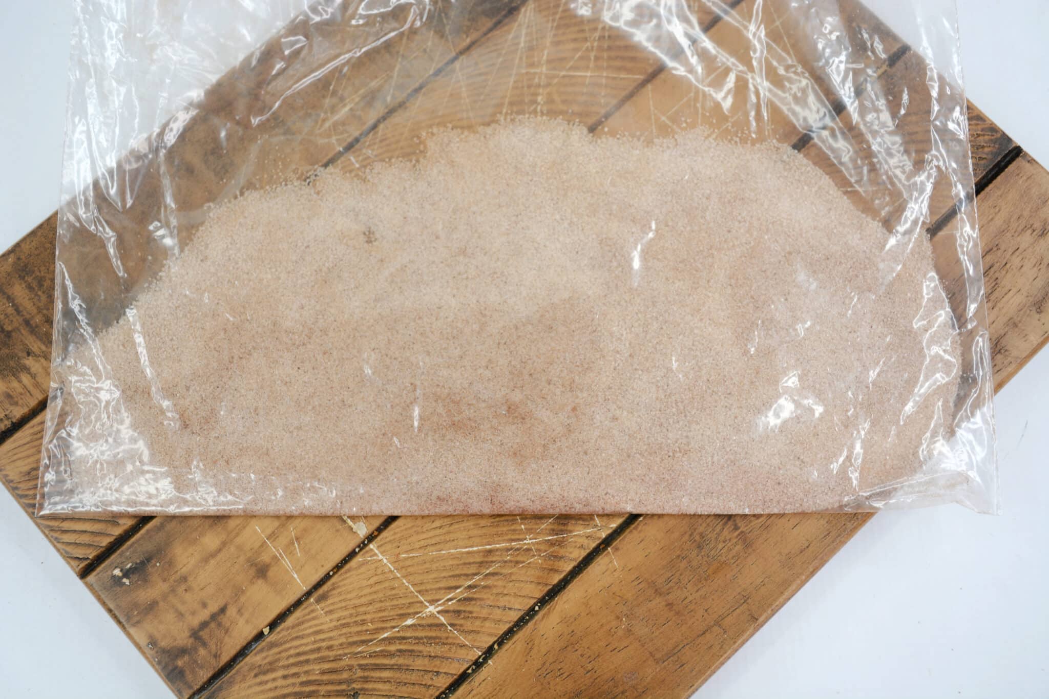 cinnamon sugar in the plasatic bag