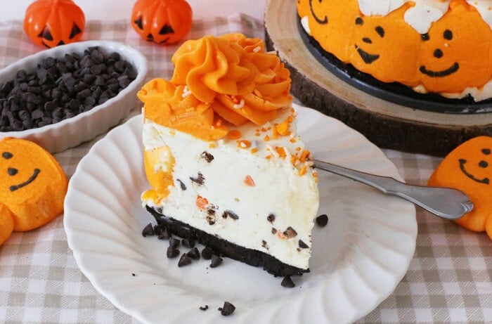 Halloween Peeps Cheesecake on a white table cloth.
