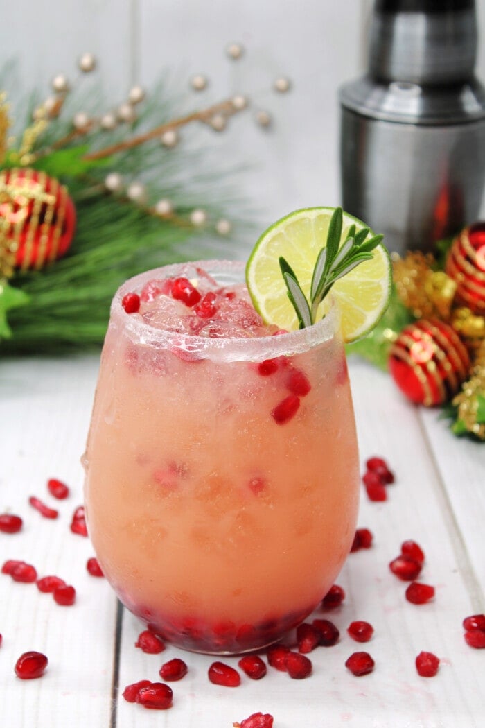 Holiday Paloma in a glass cup.