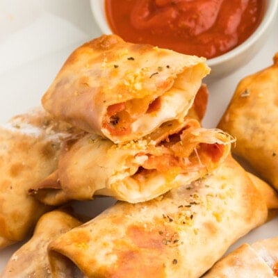 Pizza Egg Rolls Feature