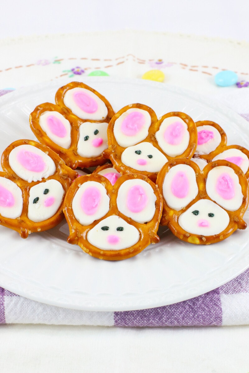 Grandmama's Goodies Easter Bunny Pretzel Chocolate Candy Soap Mold - E449 With Detailed Molding Instructions