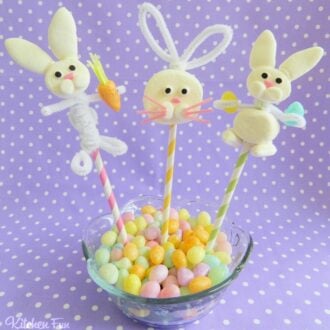 Easter Bunny marshmallow pops