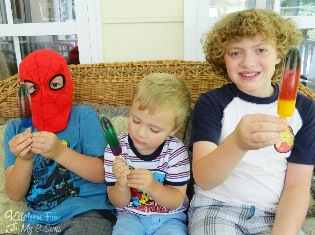 Marvel Heroes popsicles with free printable