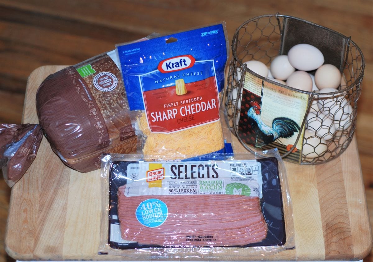 Ingredients for Bacon, Toast, Egg & Cheese Muffins