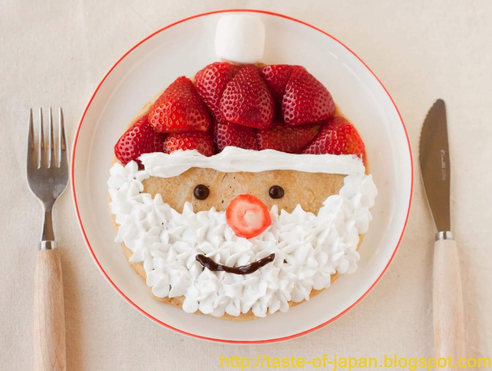 Santa Clause Pancakes...a fun Christmas Breakfast for the kids!
