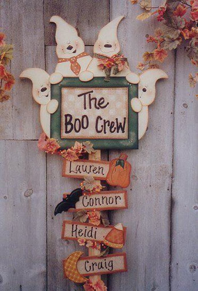 The Boo Crew Sign...these are the BEST Homemade Halloween Decorations & Craft Ideas!