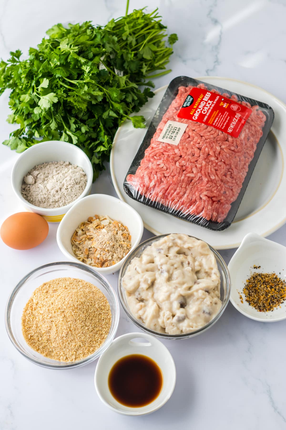 ingredients needed to make slow cooker salisbury steak