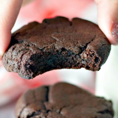 Dark Chocolate Cookies feature
