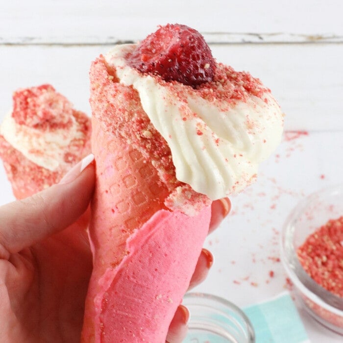 Strawberry Crunch Cheesecake Cones
