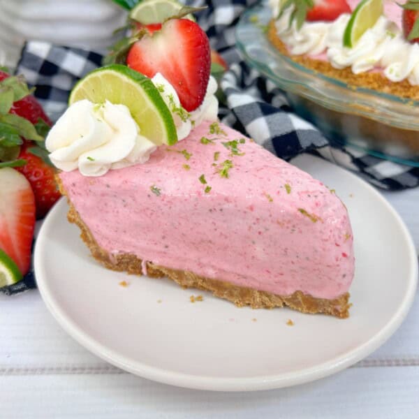 Strawberry Margarita Pie feature