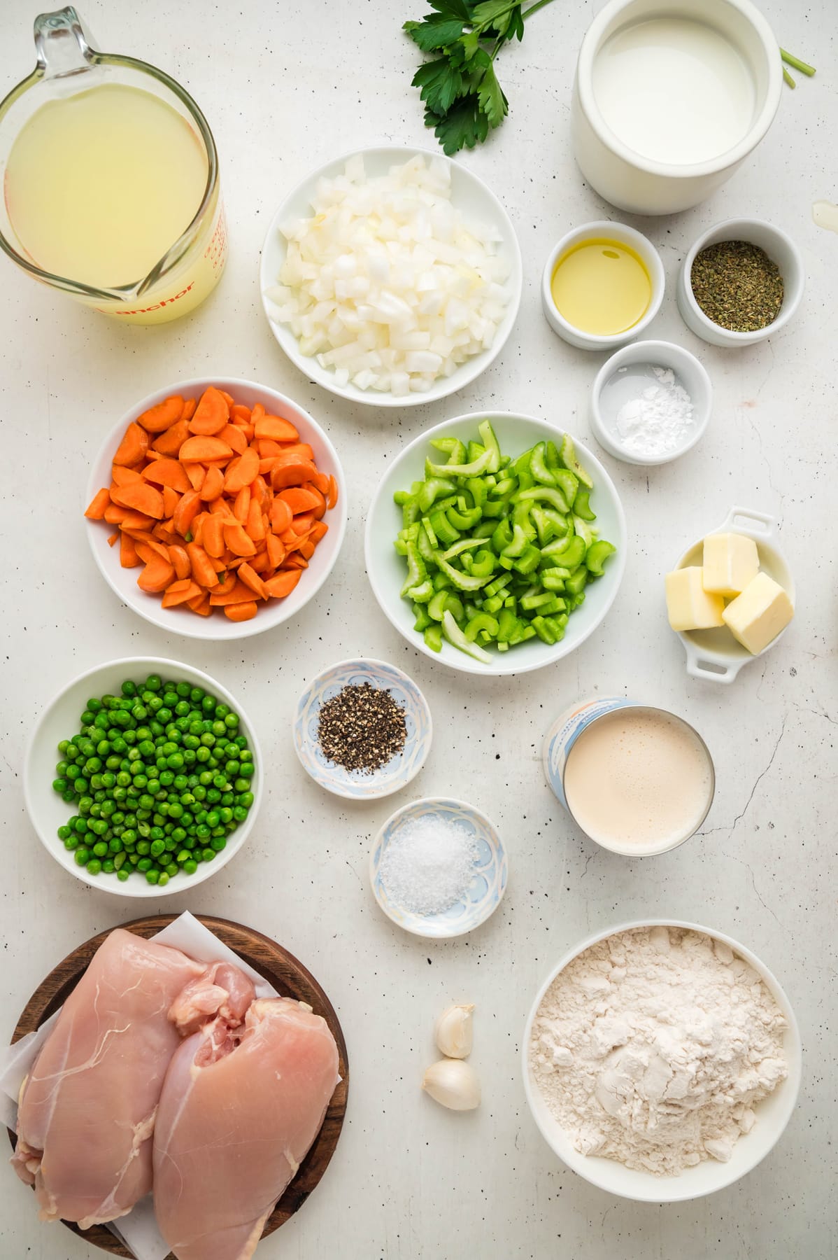 ingredients needed to make chicken and dumplings