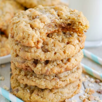 Peanut Butter Oatmeal Cookies feature