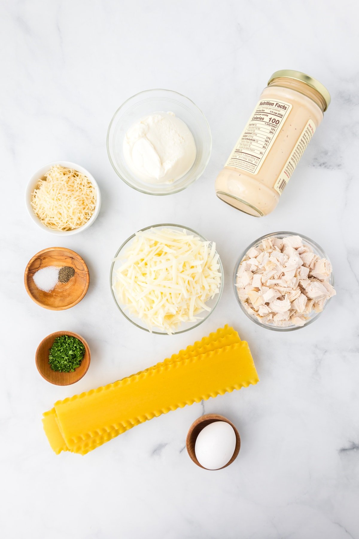 ingredients needed to make alfredo lasagna roll ups