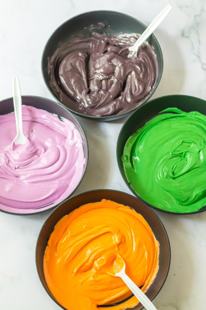 4 melted colors in bowls