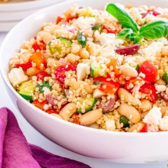 Mediterranean Quinoa Salad feature