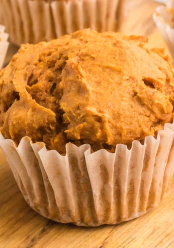 2-ingredient Pumpkin Muffins feature