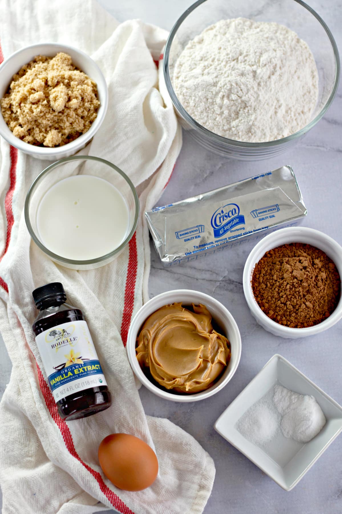 ingredients needed to make chocolate peanut butter cookies