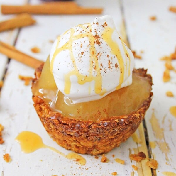 caramel apple crisp cup