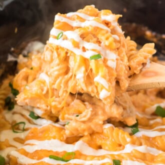 Buffalo Chicken Mac and Cheese feature