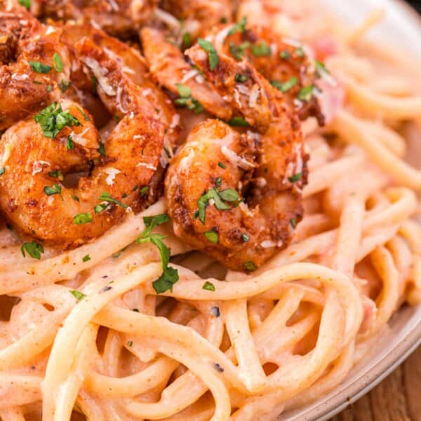 Cajun Shrimp Pasta feature