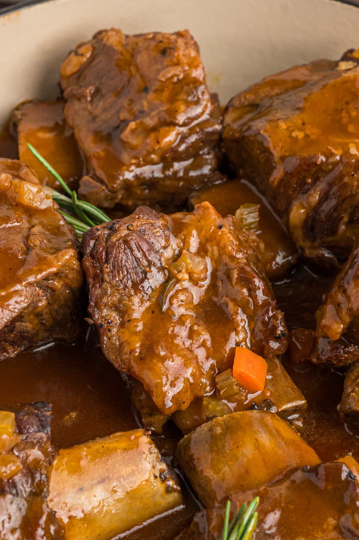 Braised short ribs in a pot