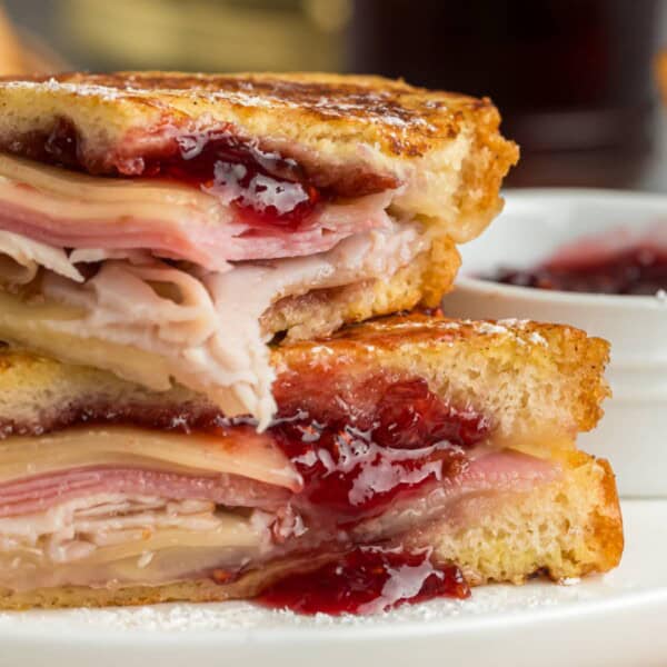 Monte Cristo Sandwich feature