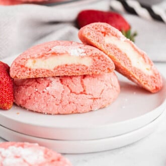 Strawberry Cheesecake Cookies feature