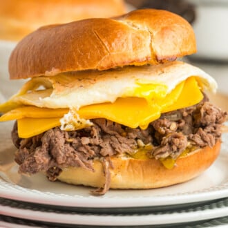Steak Egg and Cheese Bagels feature