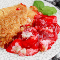 Strawberry Cheesecake Dump Cake feature
