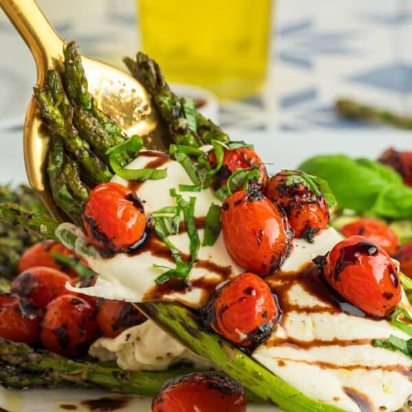 Caprese Asparagus feature