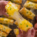 Cheesy Garlic Bread feature