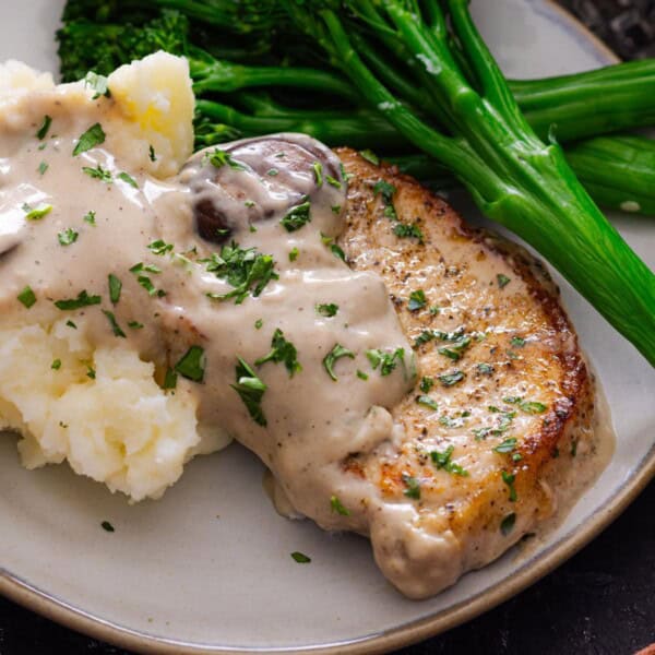 Cream of Mushroom Pork Chops feature