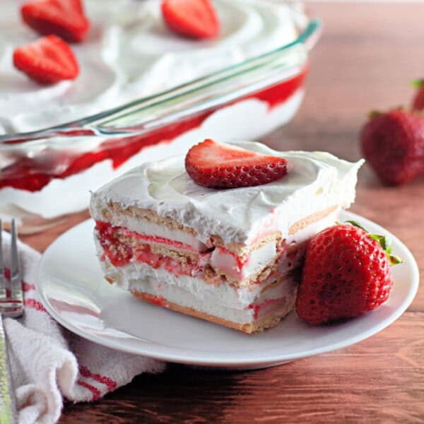 Strawberry Ice Cream Cake feature