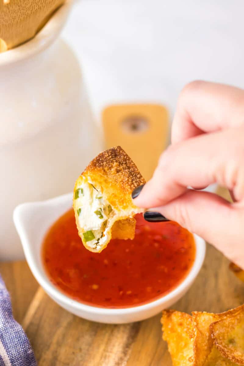 Panda Express Cream Cheese Rangoon (Copycat Recipe)