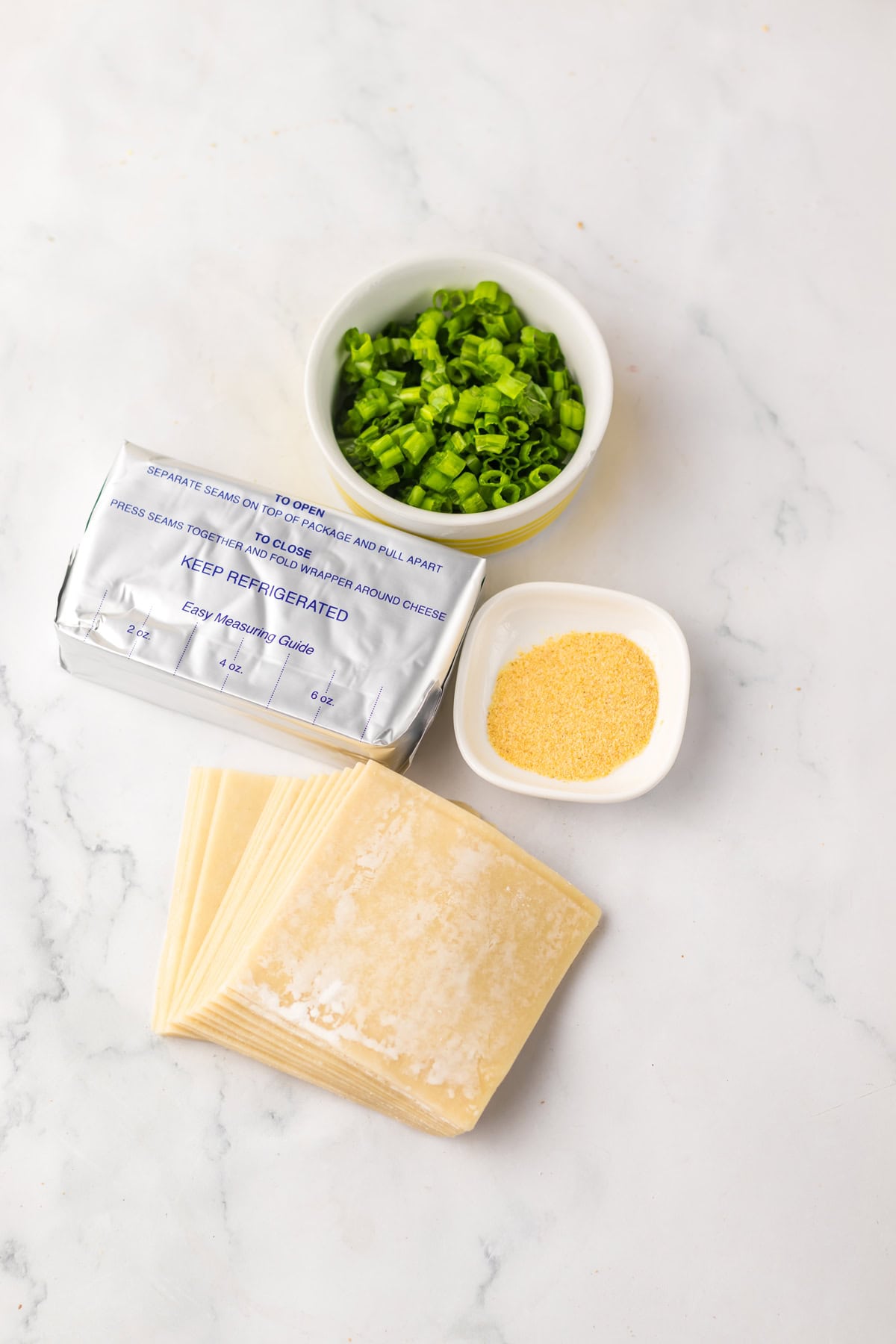 Ingredients needed to make cream cheese rangoon