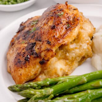 Stuffed Chicken Breast with Stuffing feature