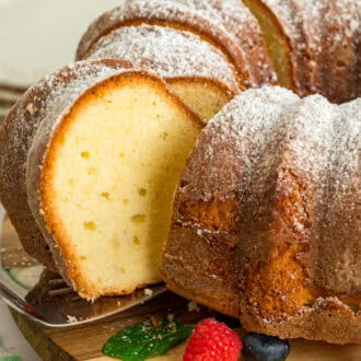 Cream Cheese Pound Cake feature
