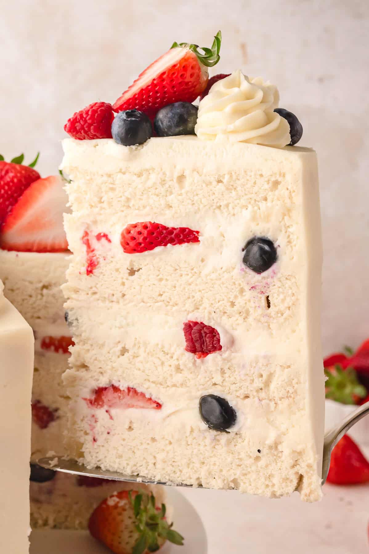 Serving a slice of Chantilly cake
