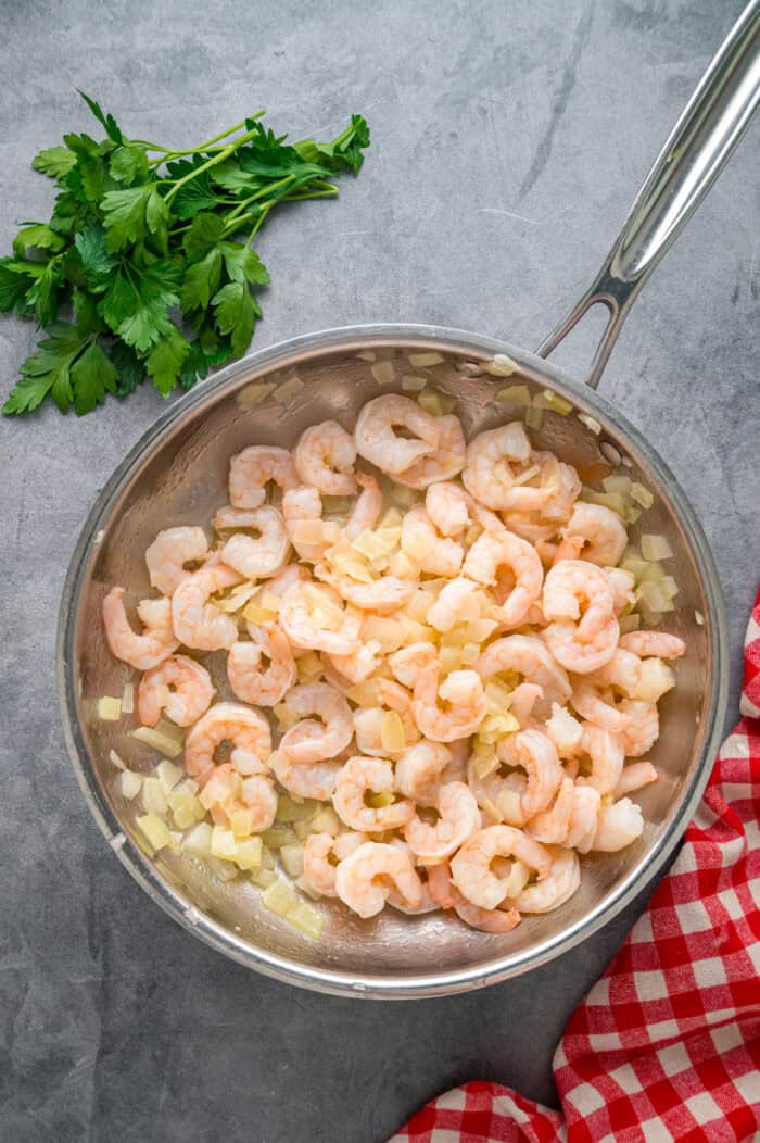 Shrimp in a pan