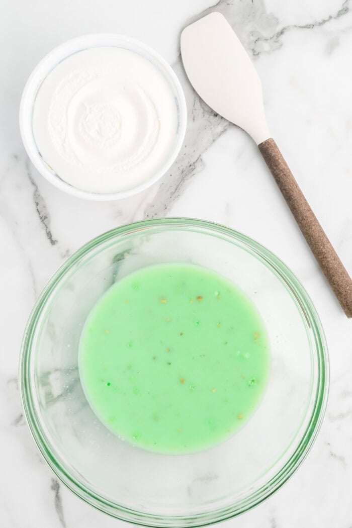 Pistachio pudding in a bowl