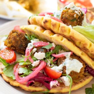 Crispy Falafel Recipe feature