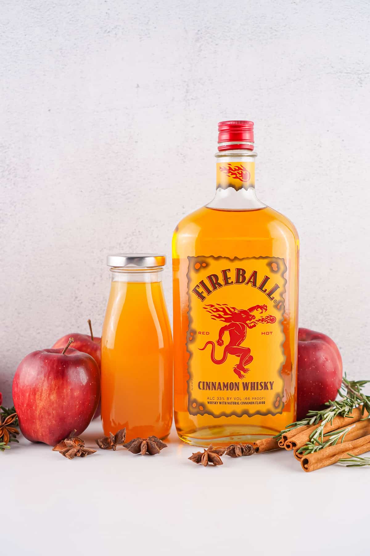 Ingredients need to make fireball apple cider
