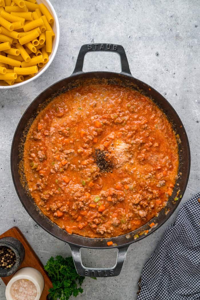 Salt and pepper added to bolognese sauce