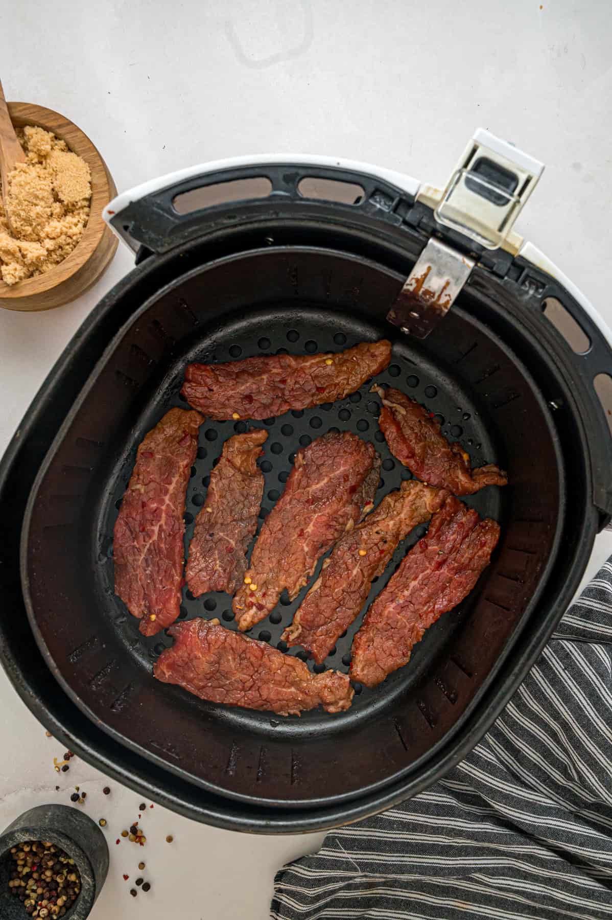 Beef jerky in the air fryer